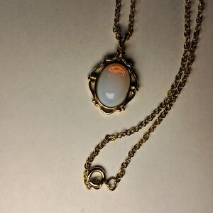 Fiery Goldtone & Fire Opal Style Pendant Necklace
